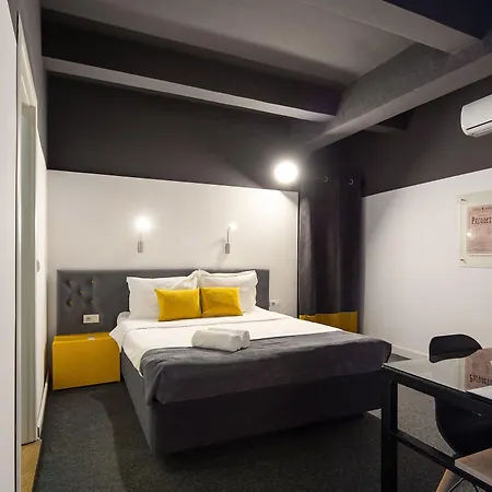 Bohemian Garni - Skadarlija Hotel 3*