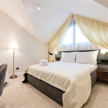 Bohemian Garni - Skadarlija Hotel 3*