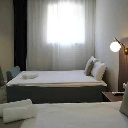 Bohemian Garni - Skadarlija Belgrado