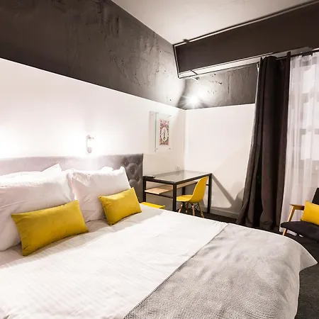 Bohemian Garni - Skadarlija Hotel